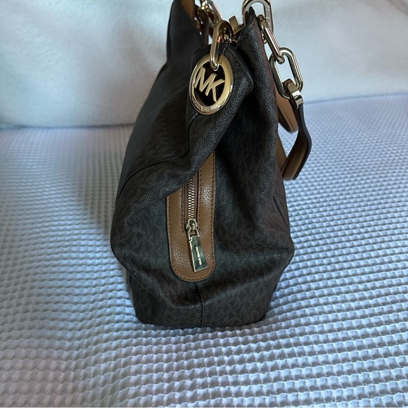 Michael Kors Fulton Large Signature Charm Hobo Shoulder Bag Tote Brown MK Logo - Picture 5 of 16